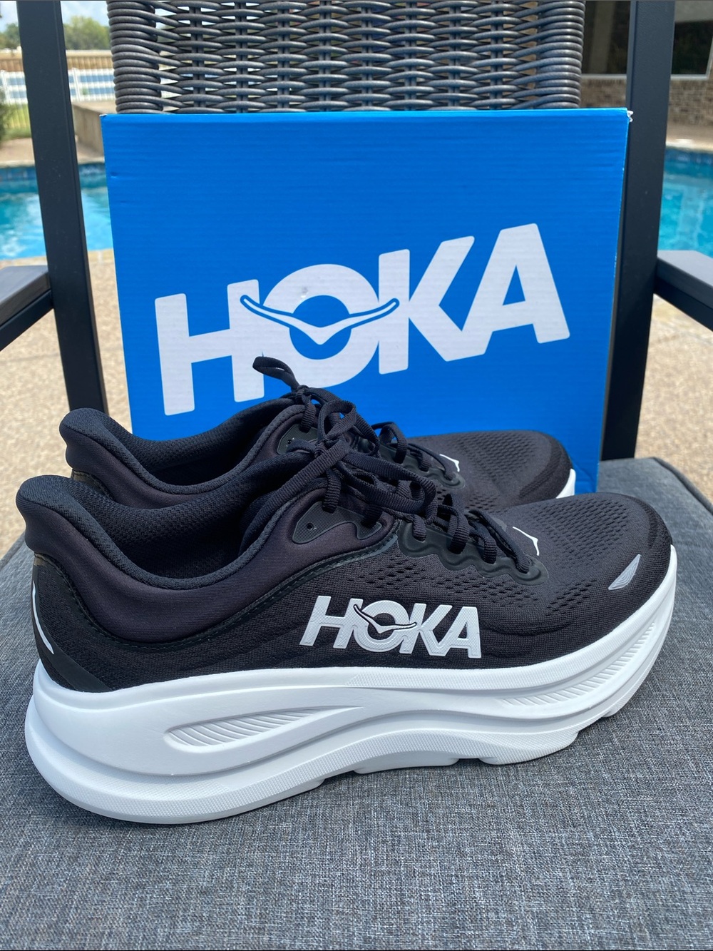 Hoka Men’s Clifton 9, size 10.5